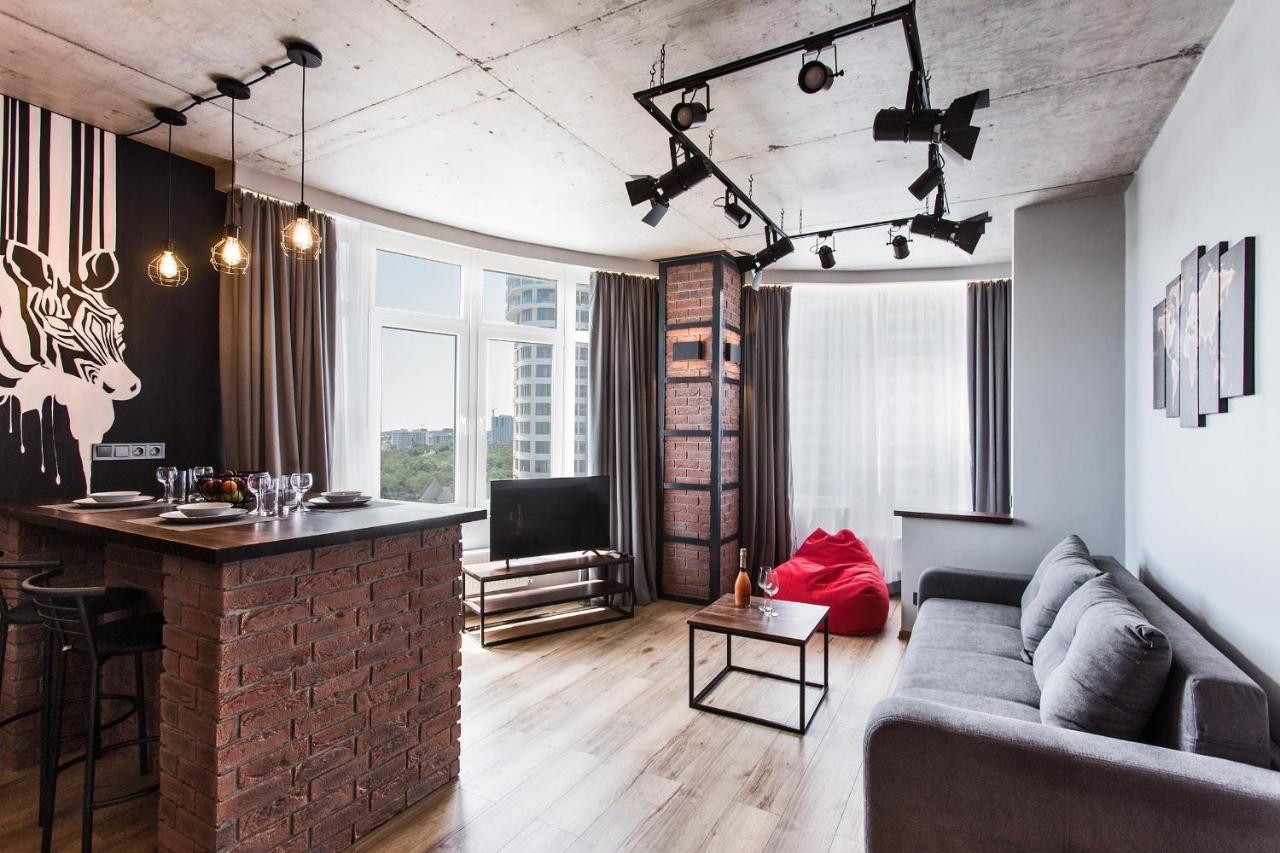 Arcadia Loft Style Apartment Odesa Exterior photo
